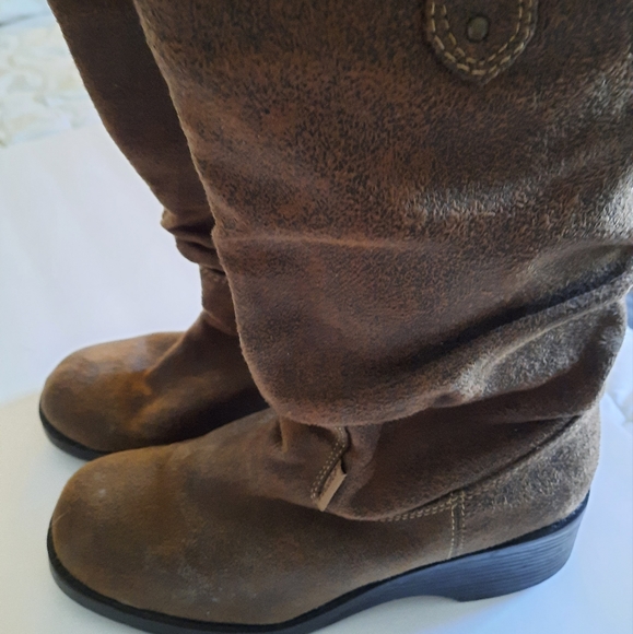 Women's Mudd Boots, Slouch Top, Faux Brown Suede. Size 8.5. - Picture 2 of 7